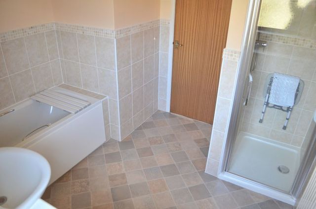  Image of 3 bedroom Detached house for sale in Bullingham Road Lincoln LN2 at Bullingham Road  Lincoln, LN2 4RW
