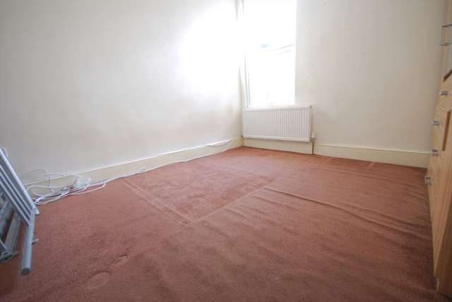  Image of 2 bedroom Flat to rent in Burghley Road London E11 at Burghley Road Leytonstone London, E11 4QP