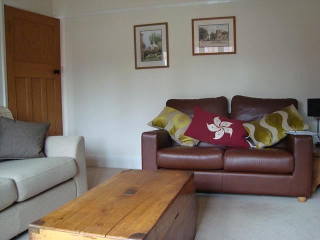  Image of 4 bedroom Detached house to rent in Burleigh Road West Bridgford Nottingham NG2 at West Bridgford  Nottingham, NG2 6FQ