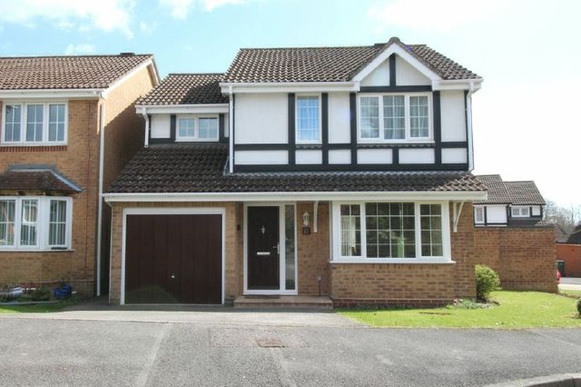  Image of 4 bedroom Detached house for sale in Burmese Close Whiteley Fareham PO15 at Whiteley  Fareham, PO15 7DW