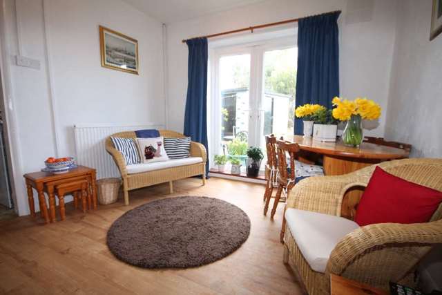  Image of 4 bedroom Detached house for sale in Burns Close Erith DA8 at Burns Close  Erith, DA8 2DB