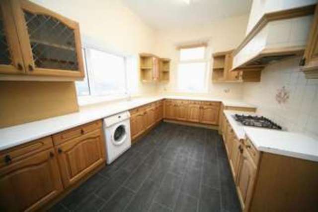  Image of 3 bedroom Apartment to rent in Bury Road Rawtenstall Rossendale BB4 at BURY ROAD RAWTENSTALL ROSSENDALE, BB4 6EH