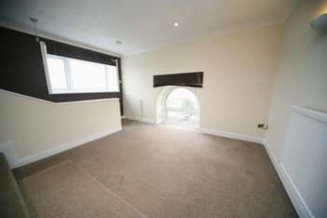  Image of 3 bedroom Apartment to rent in Bury Road Rawtenstall Rossendale BB4 at BURY ROAD RAWTENSTALL ROSSENDALE, BB4 6EH