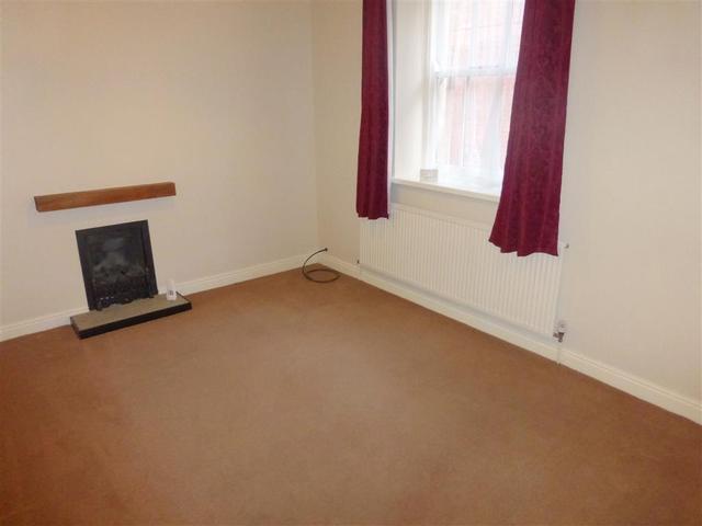  Image of 2 bedroom Apartment to rent in Arkwright Square Bakewell DE45 at Buxton Road  Bakewell, DE45 1DA