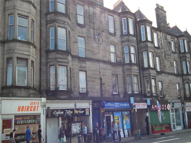  Image of 3 bedroom Flat to rent in Cadzow Place Edinburgh EH7 at Abbeyhill Edinburgh Edinburgh, EH7 5SN