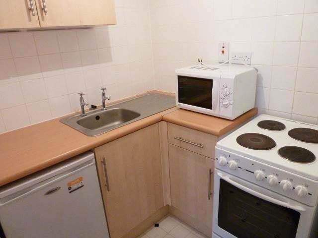  Image of Studio flat to rent in Caerau Road Newport NP20 at Newport Gwent Newport, NP20 4HJ