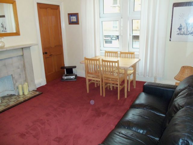  Image of 2 bedroom Flat to rent in Caledonian Place Edinburgh EH11 at Dalry Edinburgh Edinburgh, EH11 2AS