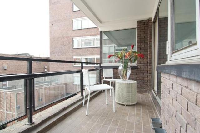  Image of 2 bedroom Apartment to rent in Campden Hill Road London W8 at Kensington  London, W8 7BD