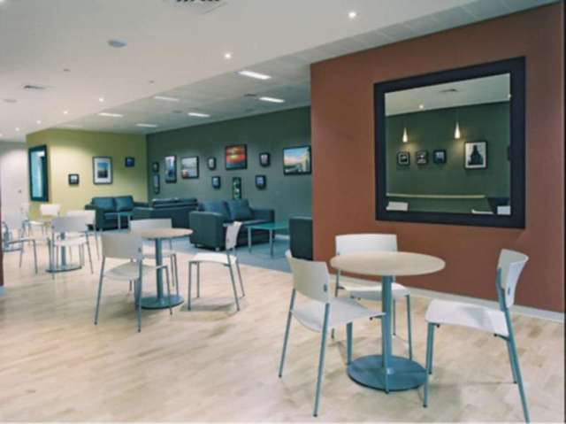  Image of Detached house to rent in Canada Square London E14 at Canary Wharf E14 London, E14 5LB