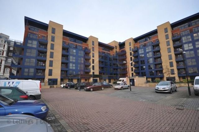  Image of 2 bedroom Flat to rent in Canute Road Southampton SO14 at Canute Road Ocean Village Southampton, SO14 3FY