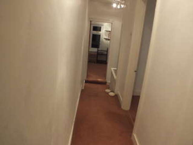  Image of 3 bedroom Terraced house to rent in Cardiff Road Reading RG1 at Reading Berkshire Reading, RG1 8ET