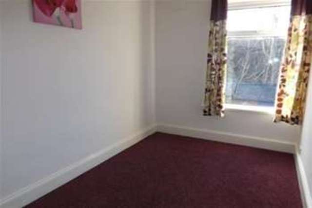  Image of 2 bedroom Terraced house to rent in Carlton Street Mansfield NG18 at Mansfield, NG18 2BG