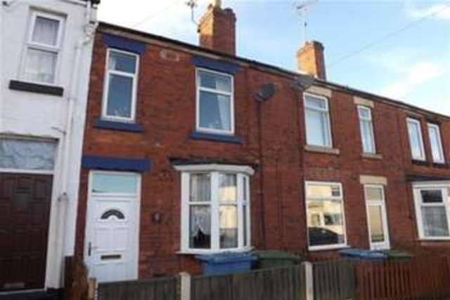  Image of 2 bedroom Terraced house to rent in Carlton Street Mansfield NG18 at Mansfield, NG18 2BG