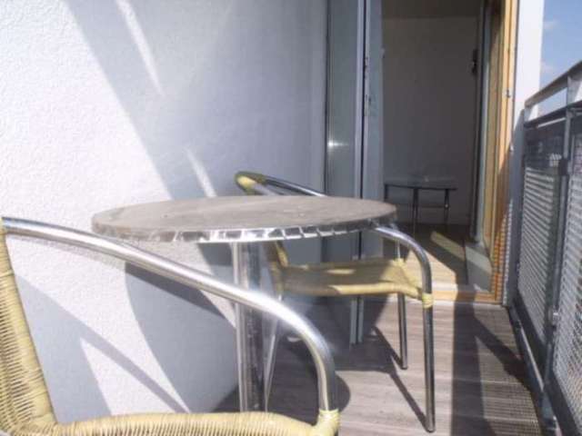 Image of 2 bedroom Apartment to rent in Water Street Manchester M3 at Water Street Castlefield Manchester, M3 4JD