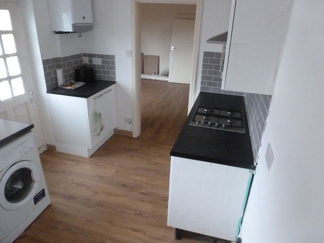 Image of 3 bedroom Flat to rent in Castleside Road Newcastle upon Tyne NE15 at Castleside Road Array Rudchester, NE15 7DR