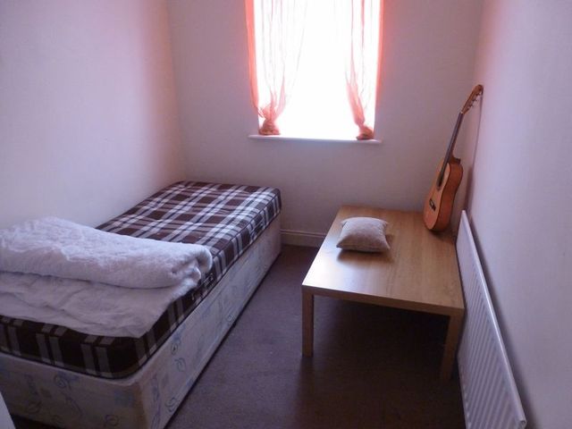  Image of 3 bedroom Flat to rent in Castleside Road Newcastle upon Tyne NE15 at Castleside Road Array Rudchester, NE15 7DR