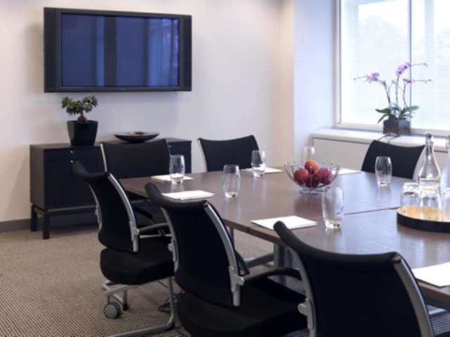  Image of Detached house to rent in Cavendish Square London W1G at Oxford Circus W1G London, W1G 0PW