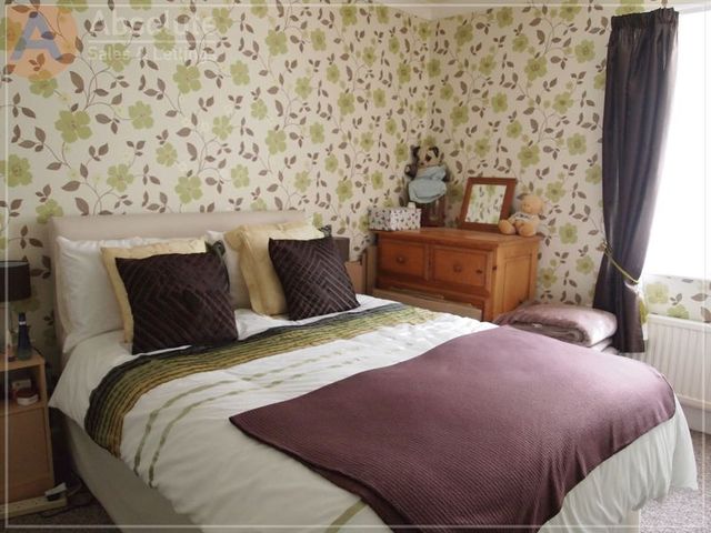  Image of 2 bedroom Detached house for sale in Cavern Road Torquay TQ1 at Cavern Road Array St Marychurch, TQ1 1NS