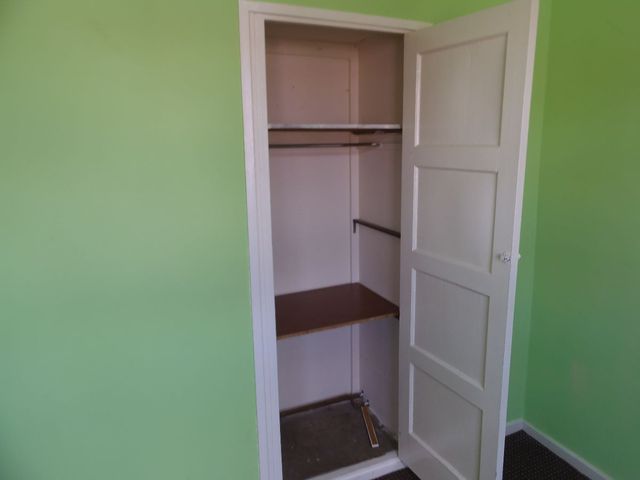  Image of 3 bedroom Terraced house to rent in Central Drive Royston Barnsley S71 at Central Drive  Barnsley, S71 4PE