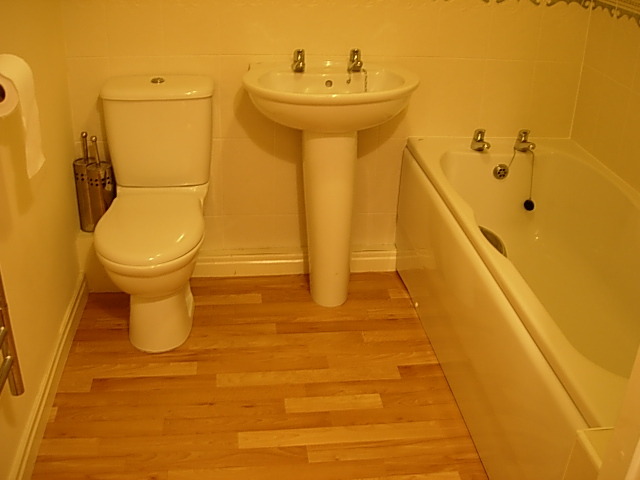  Image of 2 bedroom Apartment to rent in Chandlers Court Hull HU9 at Victoria Dock  Hull, HU9 1FB
