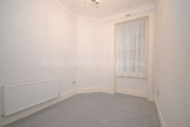  Image of 5 bedroom Apartment to rent in Cabbell Street London NW1 at Chapel Street Marylebone London, NW1 5BJ