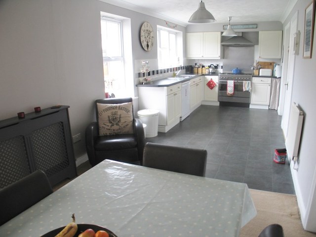  Image of 4 bedroom Detached house to rent in Charlotte Drive Gosport PO12 at Charlotte Drive  Gosport, PO12 4GS