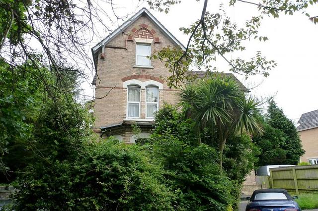  Image of Apartment to rent in Bradburne Road Bournemouth BH2 at 14 Bradburne Road  Bournemouth, BH2 5ST