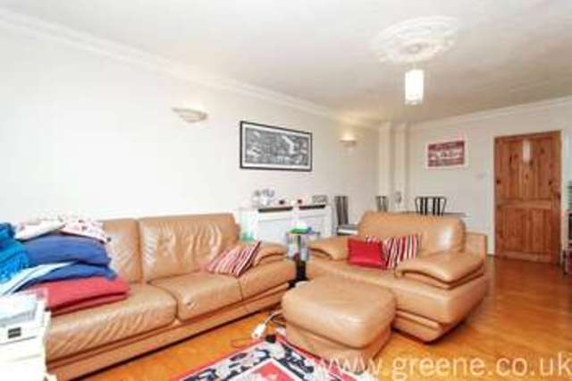  Image of 2 bedroom Flat to rent in Chatsworth Road London NW2 at Mapesbury London Fortune Green, NW2 4BN