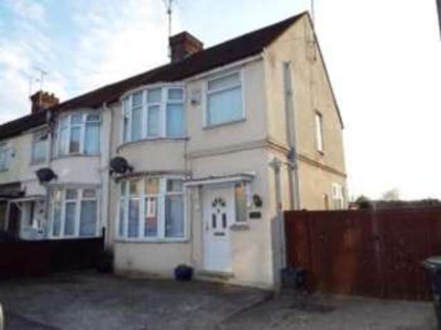  Image of 3 bedroom End of Terrace for sale in Chester Avenue Leagrave Luton LU4 at Luton Bedfordshire Leagrave, LU4 9SQ