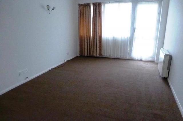  Image of 1 bedroom Flat to rent in Chichester Court Rustington Littlehampton BN16 at Rustington  Littlehampton, BN16 3EL