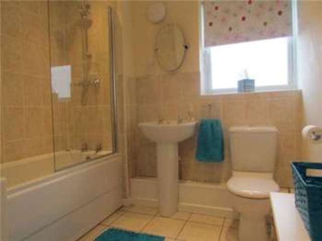  Image of 2 bedroom Apartment to rent in Chieftain Way Cambridge CB4 at Chesterton, CB4 2YE