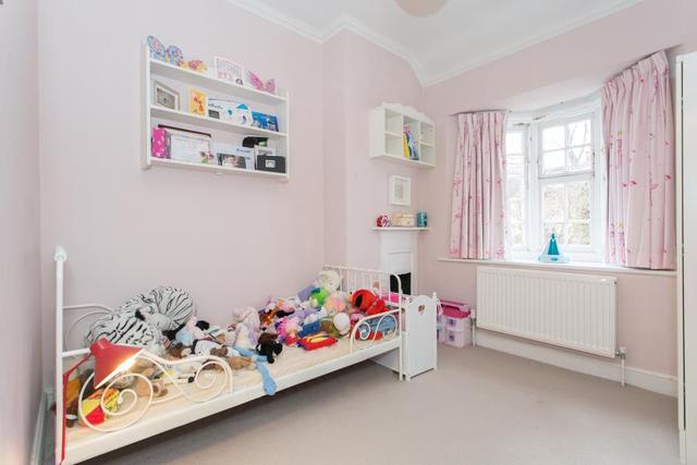  Image of 4 bedroom Detached house for sale in Chislehurst Avenue London N12 at London, N12 0HU