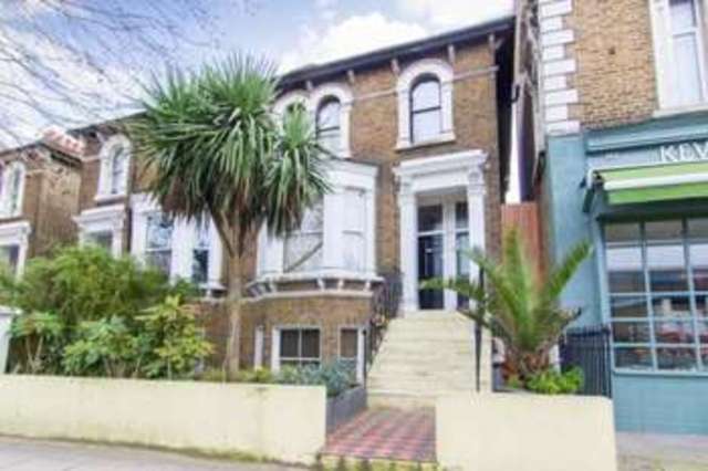  Image of 1 bedroom Flat for sale in Chiswick High Road London W4 at London  Gunnersbury, W4 3AY