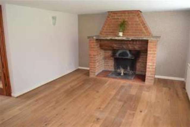  Image of 4 bedroom Property to rent in Chorleywood Bottom Chorleywood Rickmansworth WD3 at Rickmansworth, WD3 5JG