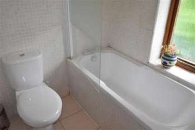  Image of 4 bedroom Property to rent in Chorleywood Bottom Chorleywood Rickmansworth WD3 at Rickmansworth, WD3 5JG