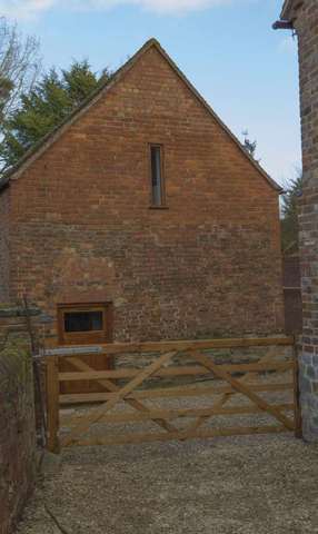  Image of 3 bedroom Detached house to rent in Churchend Twyning Tewkesbury GL20 at Church End Twyning Tewkesbury, GL20 6DA