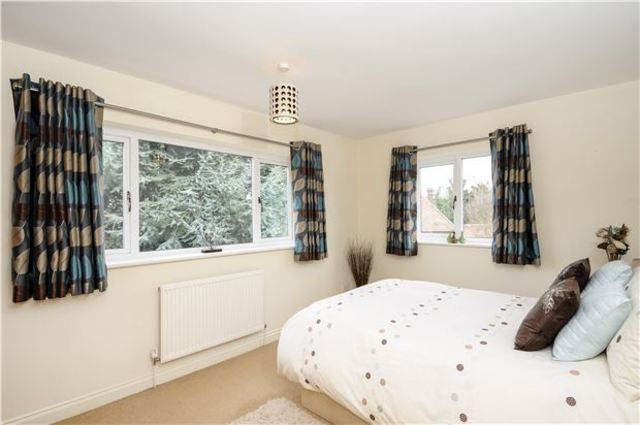  Image of 4 bedroom Detached house for sale in Churchend Twyning Tewkesbury GL20 at Twyning  Gloucestershire, GL20 6DA