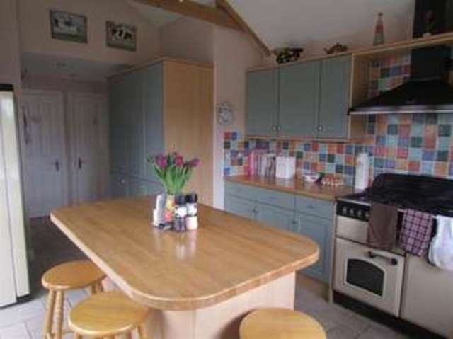  Image of 5 bedroom Semi-Detached house for sale in Clemence Road Street BA16 at Street, BA16 0SR