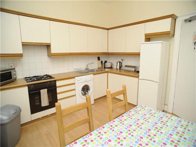  Image of 3 bedroom Flat to rent in Clerk Street Edinburgh EH8 at Newington Edinburgh Edinburgh, EH8 9JH