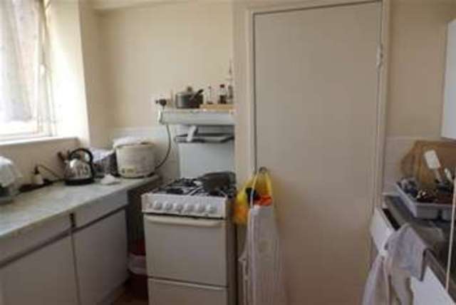  Image of 1 bedroom Flat to rent in Goldstone Villas Hove BN3 at Hove, BN3 3RX