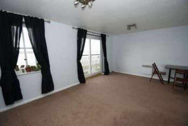  Image of 2 bedroom Flat to rent in Coal Court Grays RM17 at Coal Court  Grays, RM17 6PN