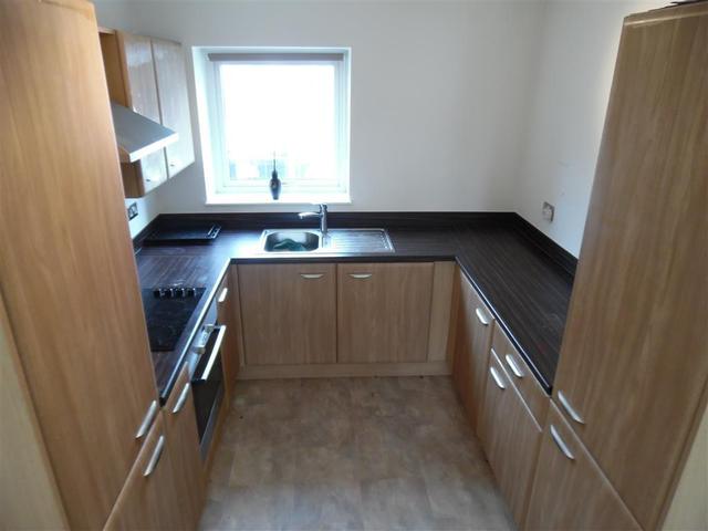  Image of 3 bedroom Detached house to rent in Colbrand Grove Birmingham B15 at Colbrand Grove  BIRMINGHAM, B15 2BS