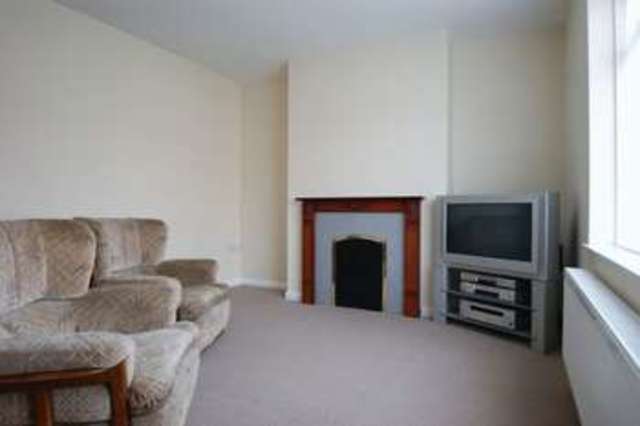  Image of 3 bedroom Terraced house to rent in Coleby Road Nottingham NG8 at Coleby Road  Broxtowe, NG8 6FR