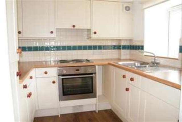  Image of 2 bedroom Detached house to rent in Coles Close Wincanton BA9 at Wincanton, BA9 9FJ
