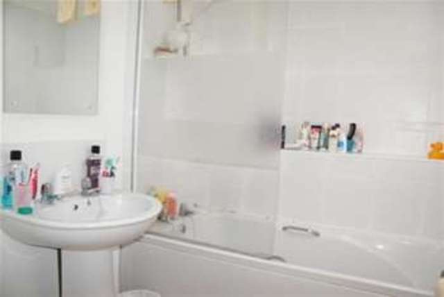  Image of 2 bedroom Detached house to rent in Coles Close Wincanton BA9 at Wincanton, BA9 9FJ