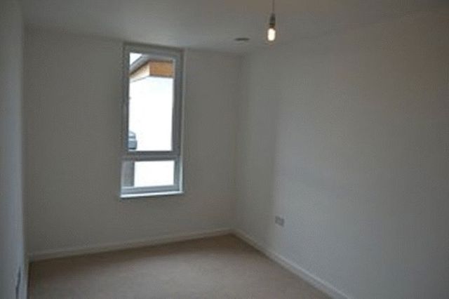  Image of 1 bedroom Flat for sale in College Street Southampton SO14 at College Street Southampton Central Southampton, SO14 3LB