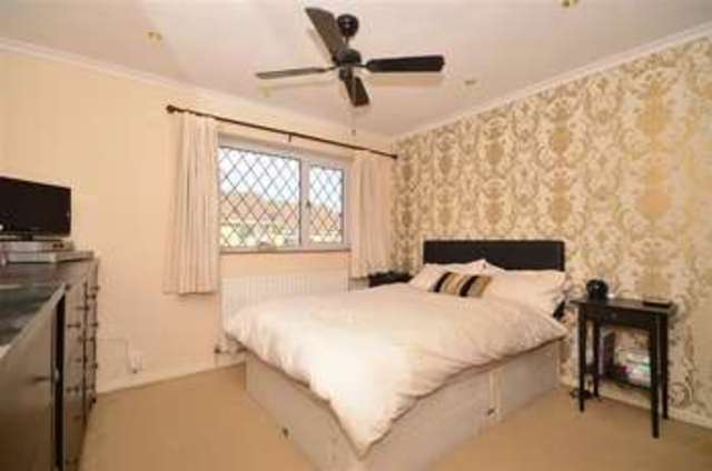  Image of 3 bedroom End of Terrace for sale in Colne Walk Crawley RH11 at Crawley West Sussex Crawley, RH11 8LY