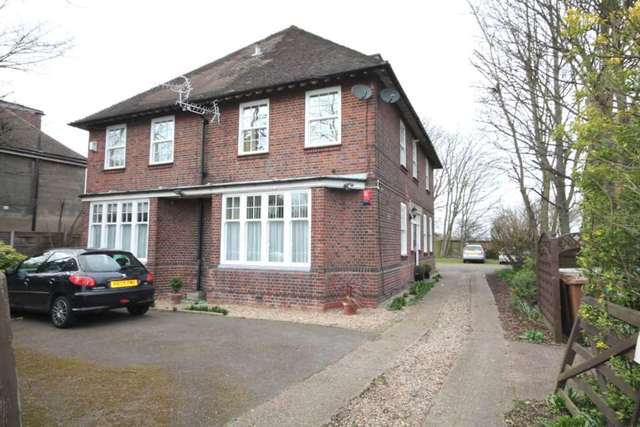  Image of 1 bedroom Apartment to rent in Colyers Lane Erith DA8 at Colyers Lane  Erith, DA8 3NP