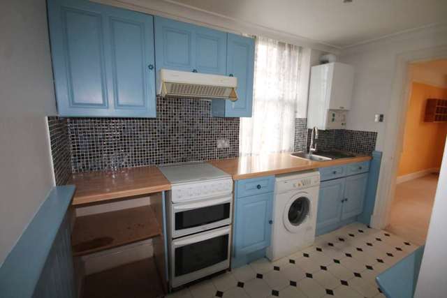  Image of 1 bedroom Apartment to rent in Colyers Lane Erith DA8 at Colyers Lane  Erith, DA8 3NP