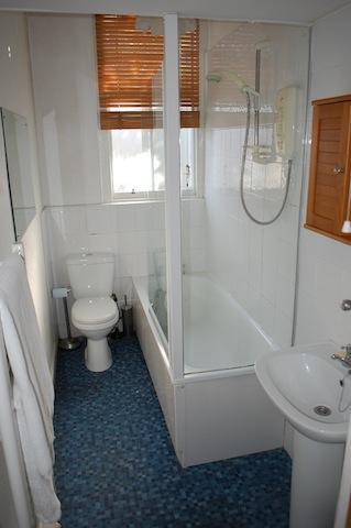  Image of 1 bedroom Flat to rent in Comely Bank Row Edinburgh EH4 at Comely Bank Edinburgh Edinburgh, EH4 1DZ